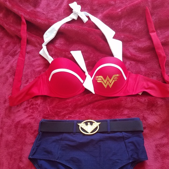 Sold**DC Bombshells Wonder Woman Bikini Top Only* - Picture 3 of 4